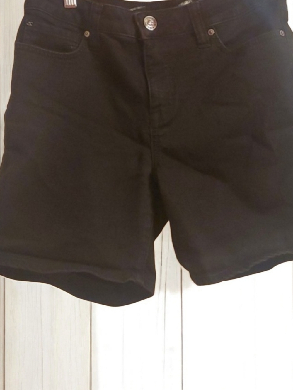 Seven7 Shorts Womens Size 8 Black Denim Weekend Shorts